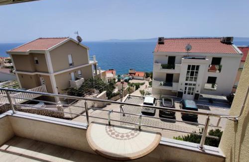 Okrug Gornji Apartment | Villa Miki