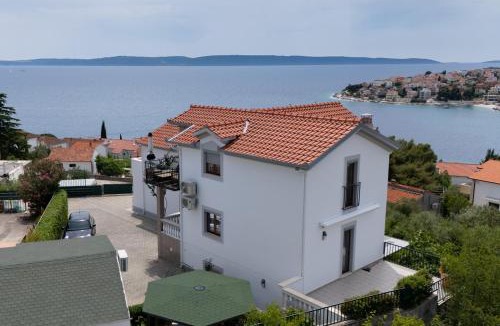 Okrug Gornji Apartment | Villa Mirjana