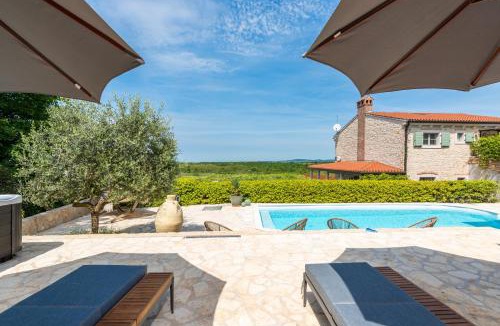 Baldasi Villa | Villa Momento