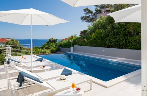 Blato Villa | VILLA MON AMOUR by Villas Guide