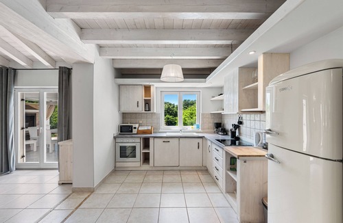 Jursici Villa | Villa Monet with a hot tub, sauna, and 4 bedrooms