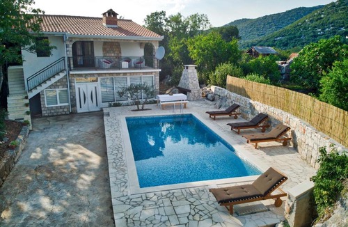 Herzegovina-Neretva Canton House | Villa Nada