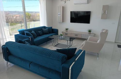 Brgod Villa | VILLA NAVIS