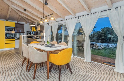 Ripenda Verbanci House | Villa NEVIA by Interhome