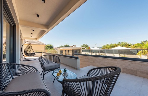 Bibinje Villa | Villa NikSun