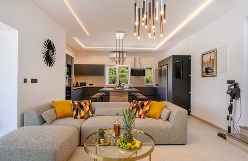 Slatine Villa | Villa Noir Olivum with Pool