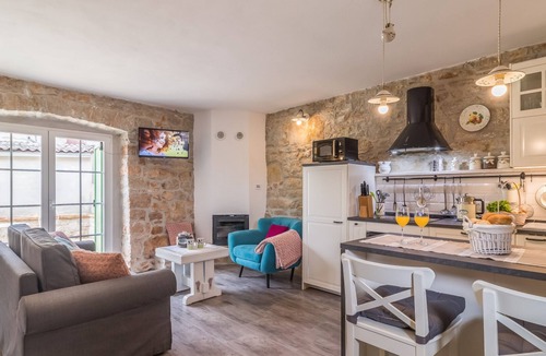 Diklici Villa | Villa Nonni by Villas Guide