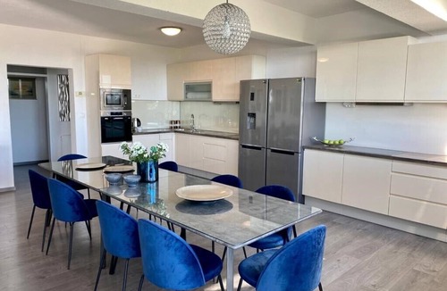 Zelenka Villa | Villa Noura in Makarska, private pool,gym