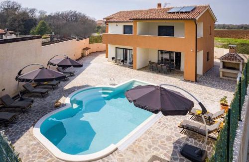 Pula Villa | Villa Nur Amela