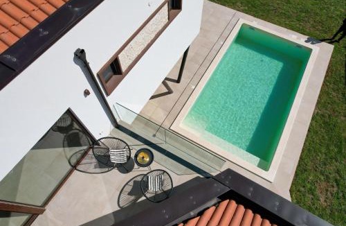 Peruski Villa | Villa Ogradina near Pula with sea view for 5 persons only 3 km from the Beach
