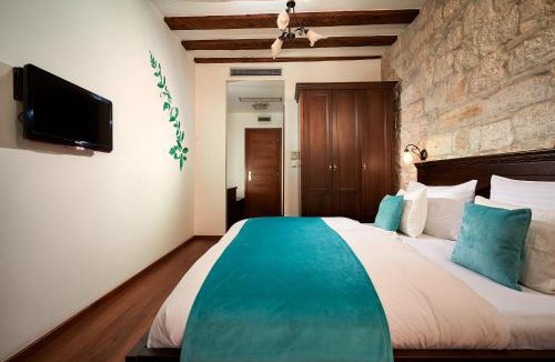 Split House | Villa Olea