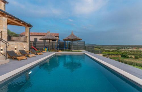 Pakostane Villa | Villa Olive Vrana