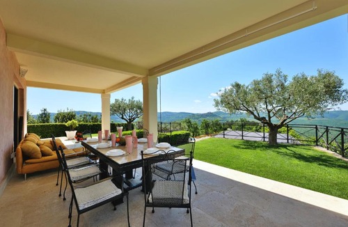 Golubici Villa | Villa over the hiltop