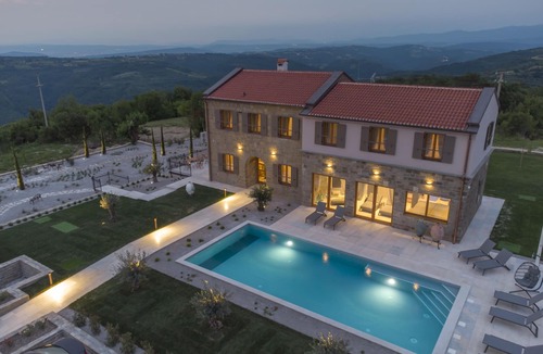 Sveti Bartol Villa | Villa Paradiso in Central Istria for 11 people with large garden, sea view & wellness