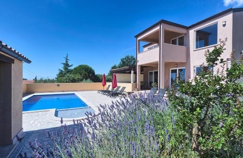 Peruski Villa | Villa Pascal