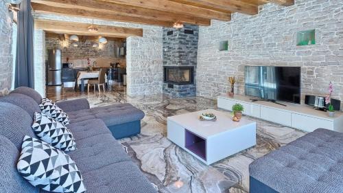 Pazin House | Villa Patrick by Villas Holiday