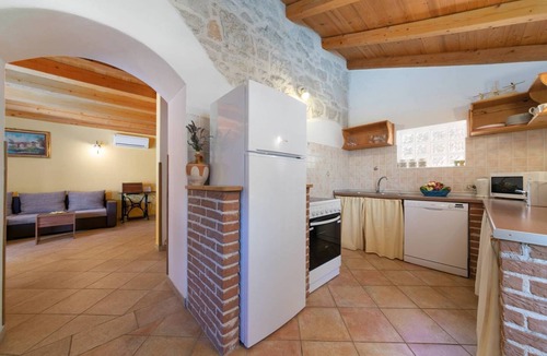 Vrsar Villa | Villa Pelizzar, stone house