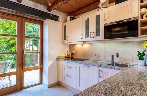 Sisan Villa | Villa Perla