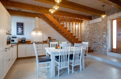Sukosan House | Villa Perliano