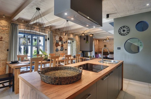 Tinjan Villa | Villa PI for 8 people in Central Istria with heated pool & large garden