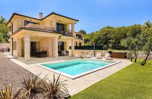 Vrbnik Villa | Villa Pinaza B - Luxury Villa with Private Spa & Sunset Views