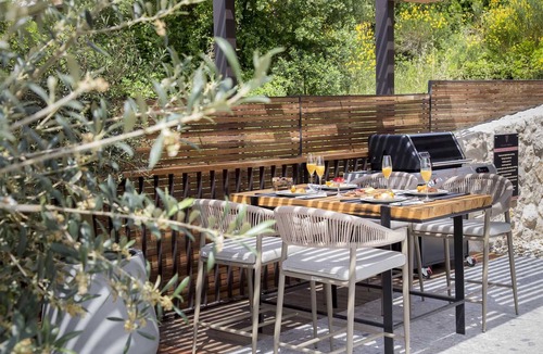 Rozat Villa | Villa Ritz DaySpa - 5 star villa with a pool, spa with a Jacuzzi and sauna, gym and e-bikes