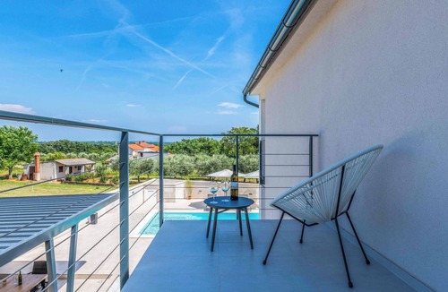 Marcana Villa | Villa Rocksalt - Four Bedroom Villa, Sleeps 8