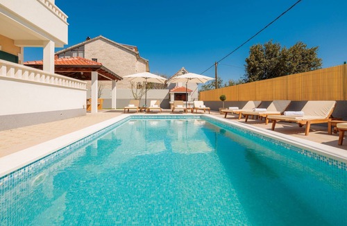 Kastel Novi Villa | Villa Rosa Ventorum - a comfortable luxury holiday house near Split