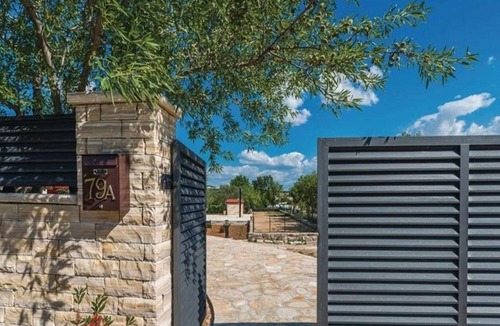 Benkovac Villa | Villa Rossa mit Pool für 8 Personen
