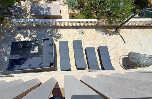 Sevid Villa | Villa Roza