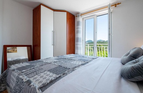 Zavala Villa | Villa Rustica