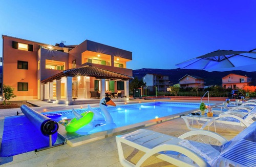 Rudine House | Villa Rusula first floor apartment A3