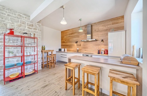 Pitve Villa | Villa Sadan - Four Bedroom Villa, Sleeps 10