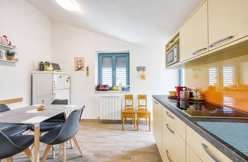 Kras Apartment | Villa Salamander Suite - Garden & EV charger, Štanjel, Slovenia
