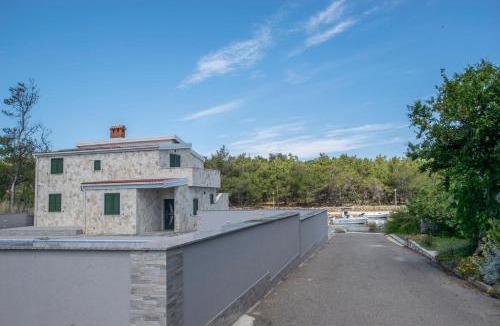 Vir House | Villa Sana