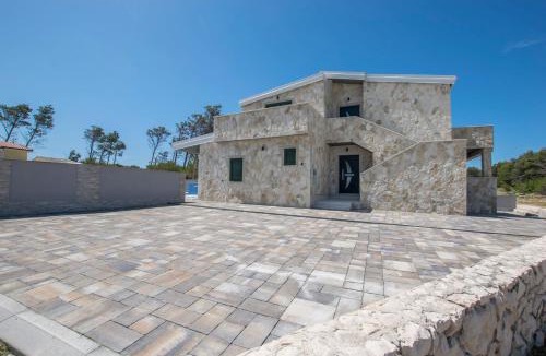 Vir House | Villa Sana
