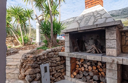 Postup Villa | Villa Sea Edge - Three Bedroom Villa with Sea View