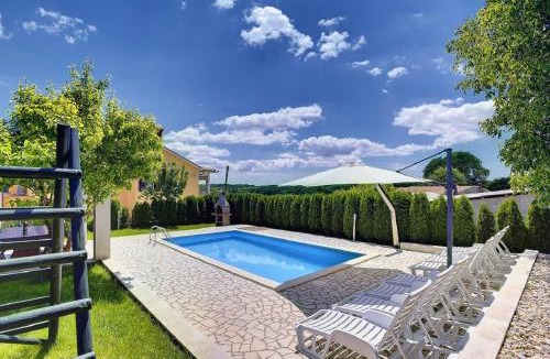 Lindar House | Villa Semy