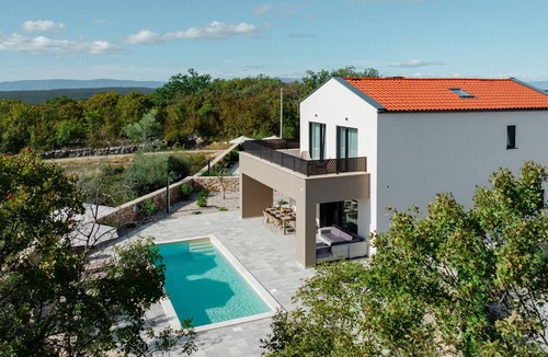 Kras Villa | Villa Silente Oasis Krk by Villas Guide