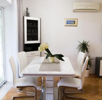 Srebreno Apartment | Villa Silvija