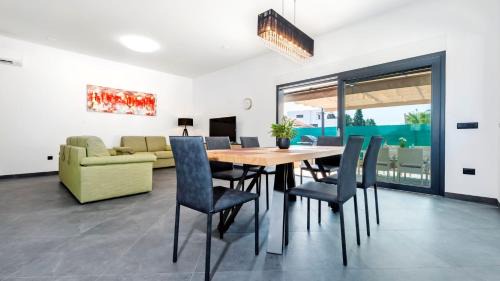 Borik Villa | Villa Sirene by Villas Guide