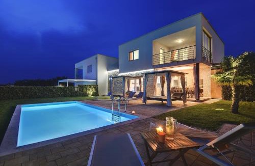 Buzinija Villa | Villa Sky Dream near Novigrad for 6 persons with private heated pool - pet friendly