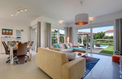 Buzinija Villa | Villa Sky Dream near Novigrad for 6 persons with private heated pool - pet friendly