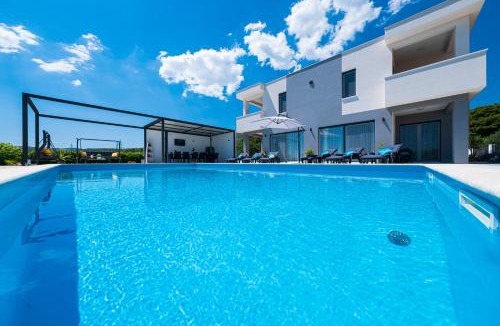 Rudine Villa | Villa Sky - Heating Pool