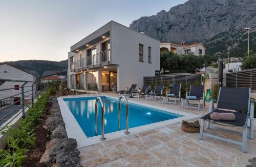 Veliko Brdo Villa | Villa Smart