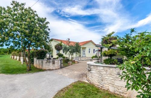 Marcana Villa | Villa Sole Istria, holliday villa near Pula, Ferienhaus Ferienvilla Istrien