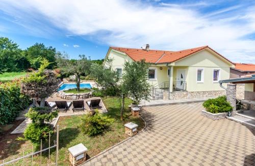 Marcana Villa | Villa Sole Istria, holliday villa near Pula, Ferienhaus Ferienvilla Istrien