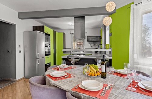 Marcana Villa | Villa Sole Istria near Pula for 7 people with jacuzzi and children playground
