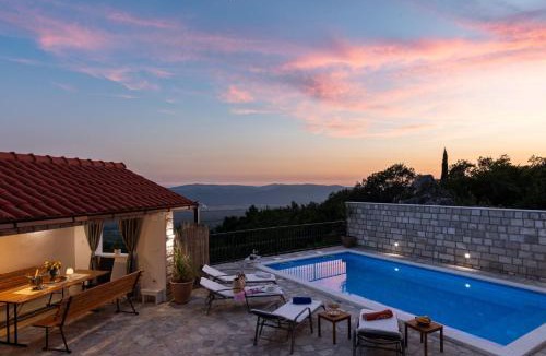 Pridvorje Villa | Villa Source with Private Pool