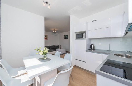 Zrce Apartment | Villa Star 2 luxury apartment with a pool